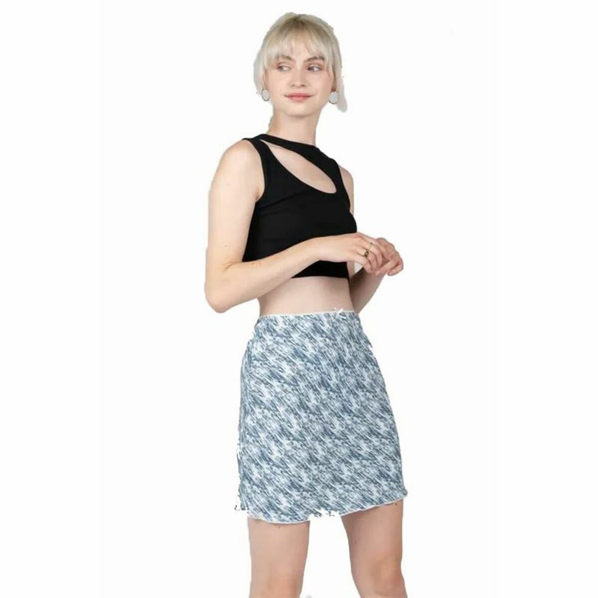 V8H22750EE427E804D8FCA81623949E1CBAR4741123P3