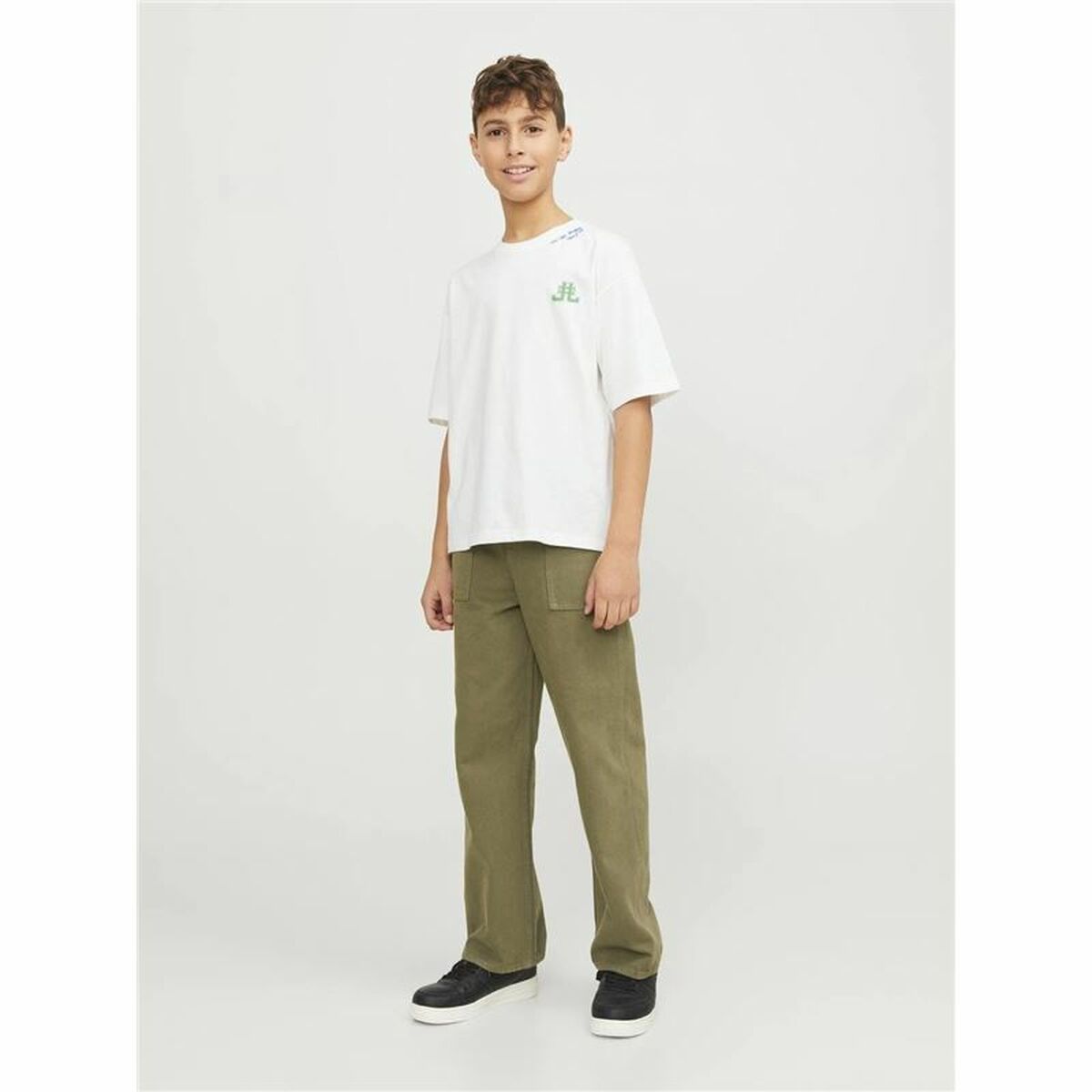 V6HD4B49657F8D4BC346965F3541E27628BR4055964P5