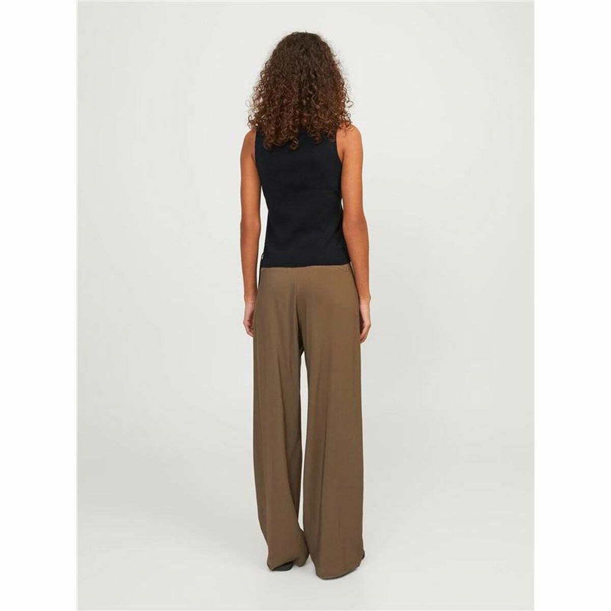 V5HE2DCA1A4C3D3FD642F7F17F3040446CAR4377201P4