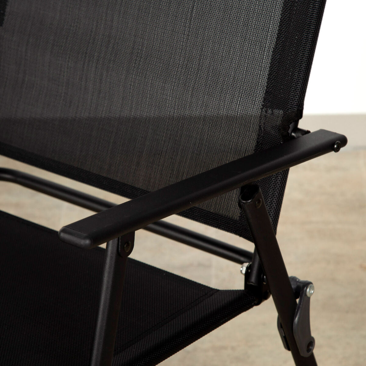 V4H30A8B4E5E1A349847F152DF8B6C71BCAR5812077P5