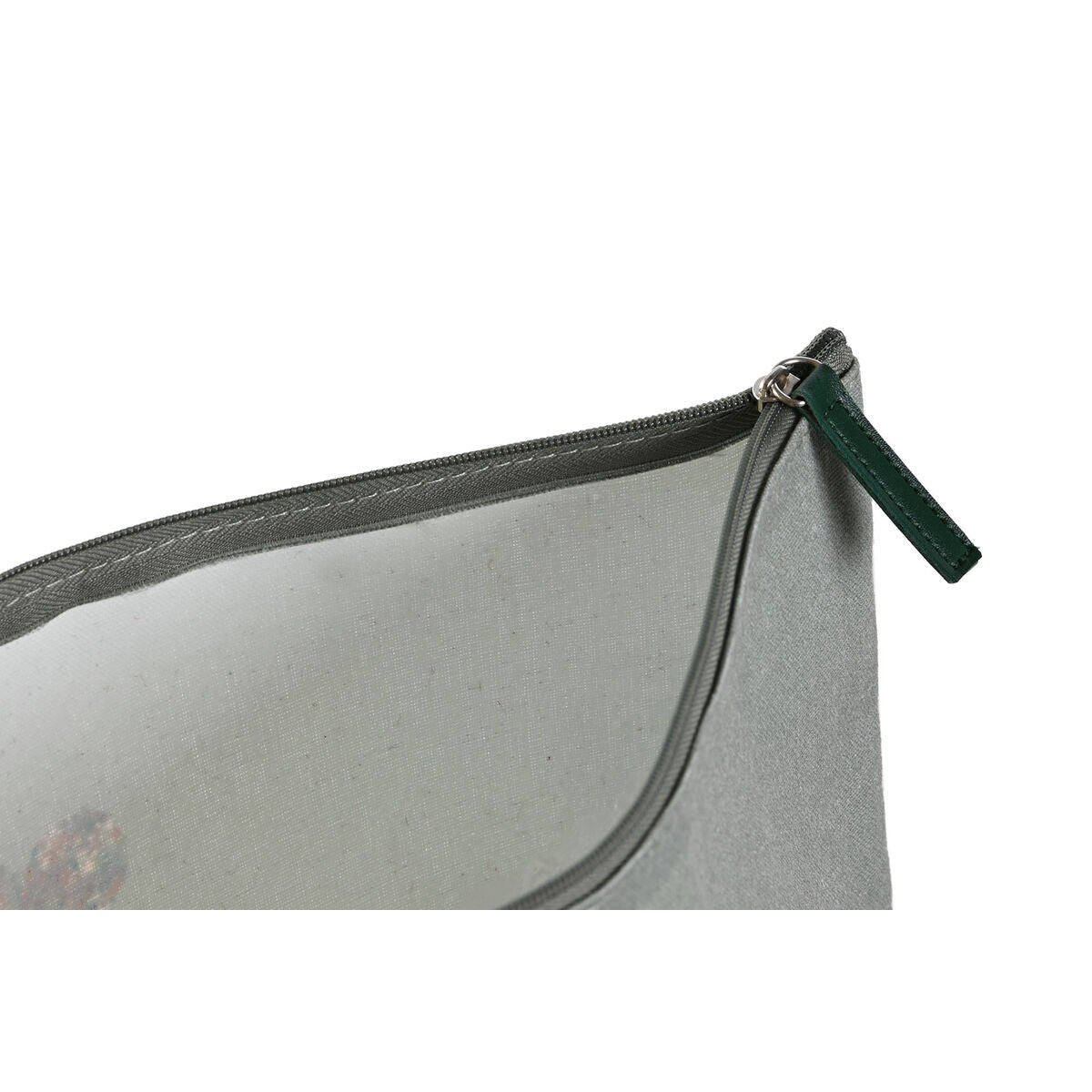 V6HB67FB64A15257AA8A24E1F6F7EA2FC9DR4199077P3