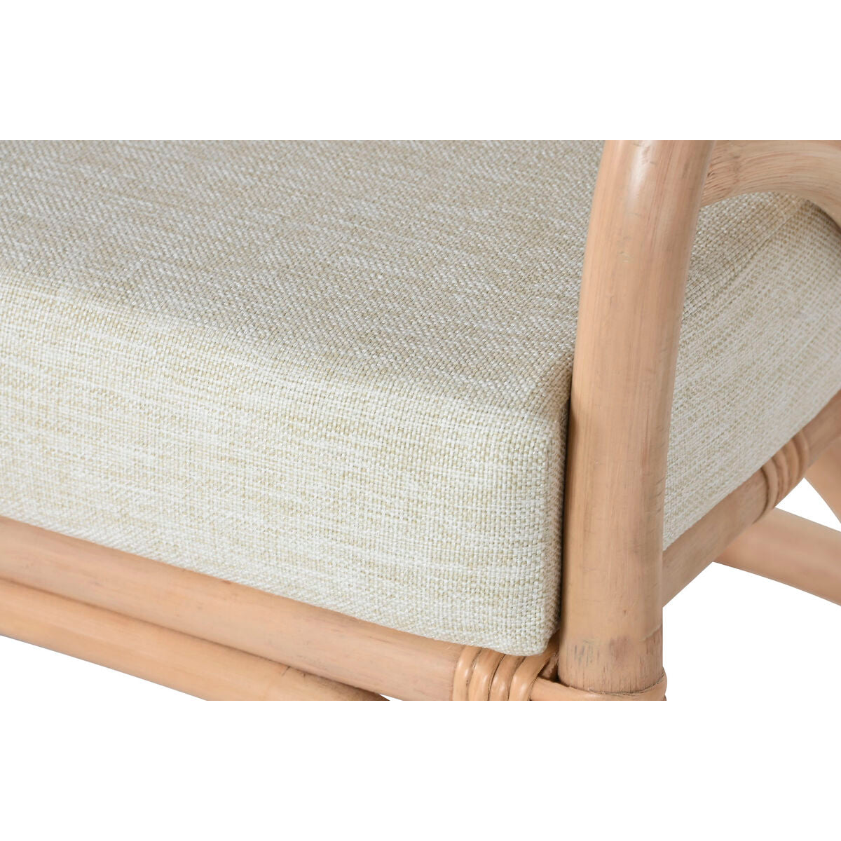 V4HD44404FE6E34501A52BAE3A675910229R5142870P6