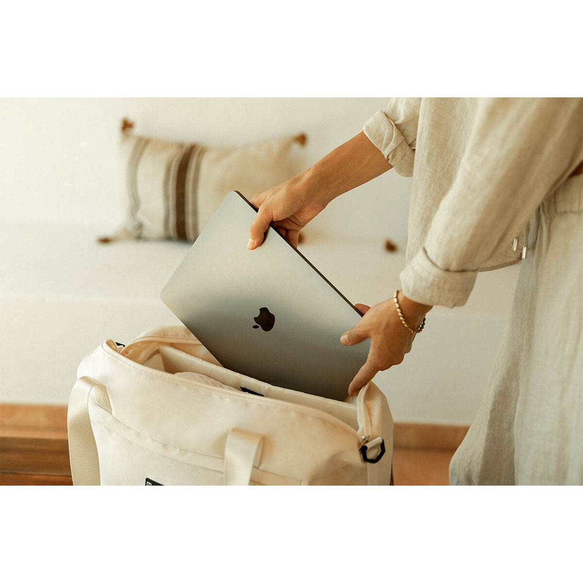 V4H33752F796C6DA5D1419FEDEB362F8B45R5528962P6