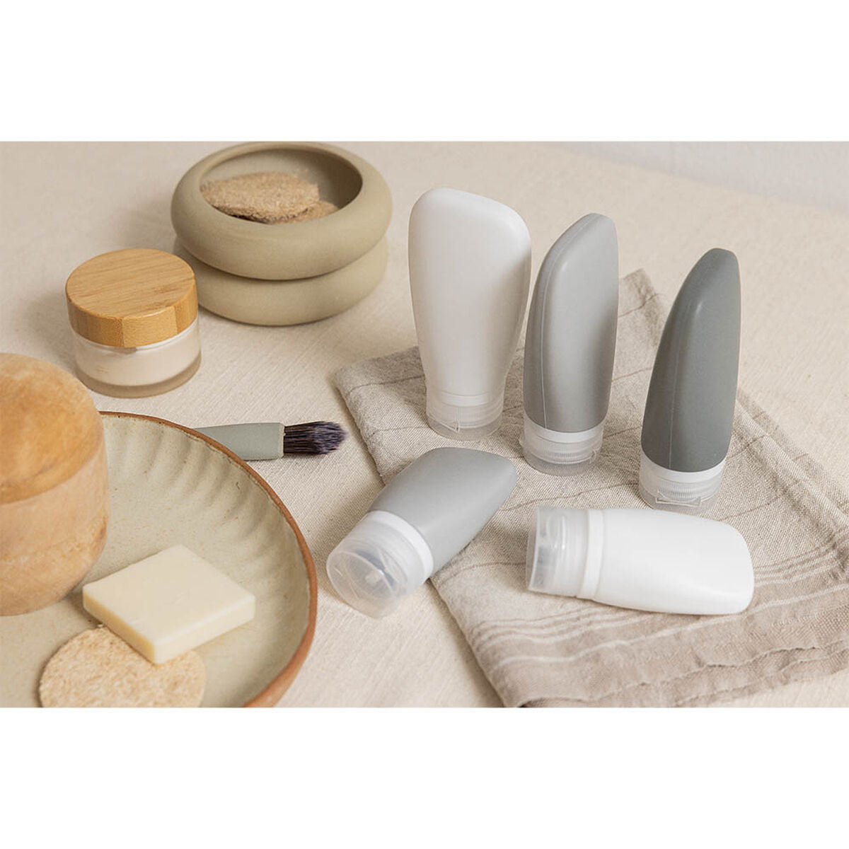 V4HF4640516C764CF665843C20B6303EB96R5574778P5