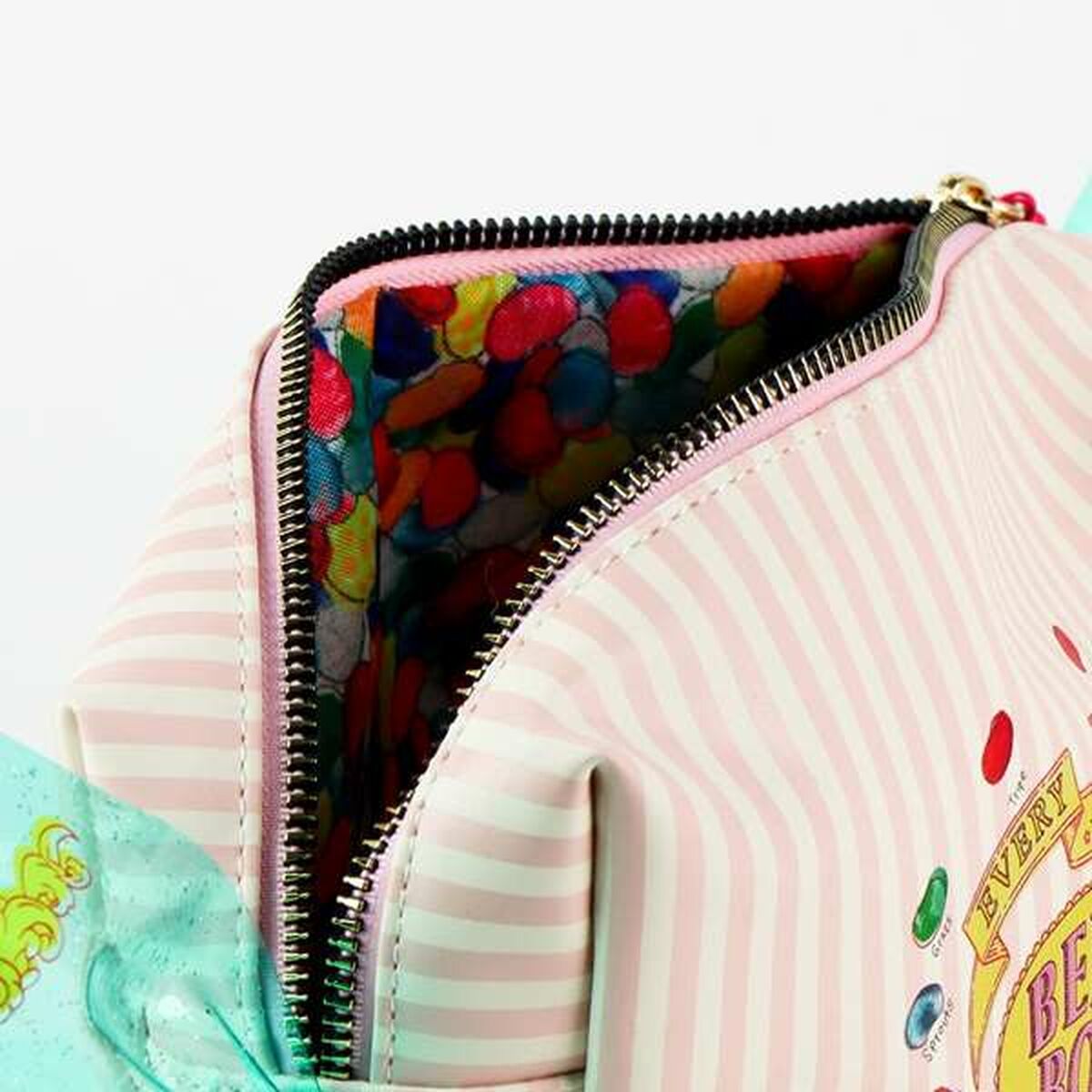 V3HC4C09002FA8BC5D8E4AB30520272A25CR7186685P6