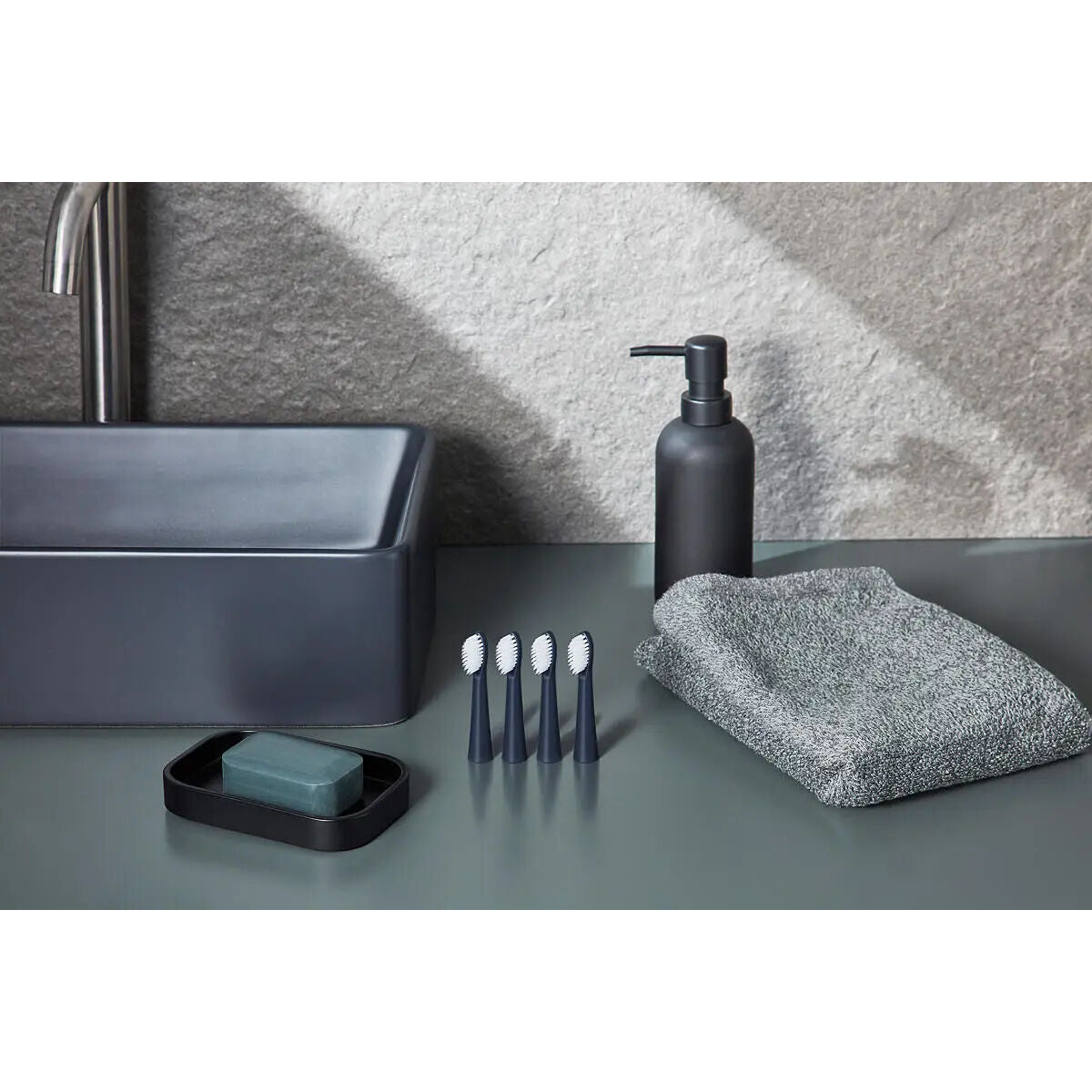 V6H8B0183463FF4A946D60D3D4172E6D158R5481914P2